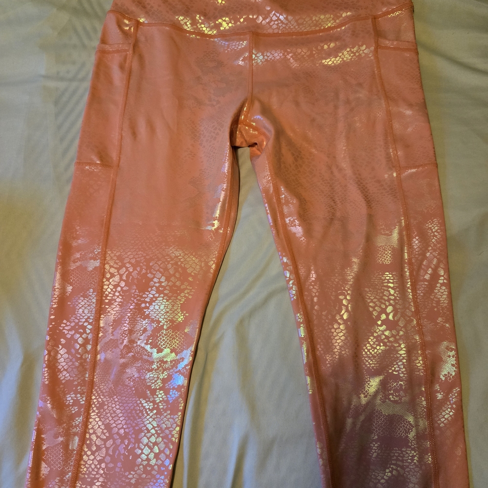 Constantly Varied Gear Shimmering Pink Leggings